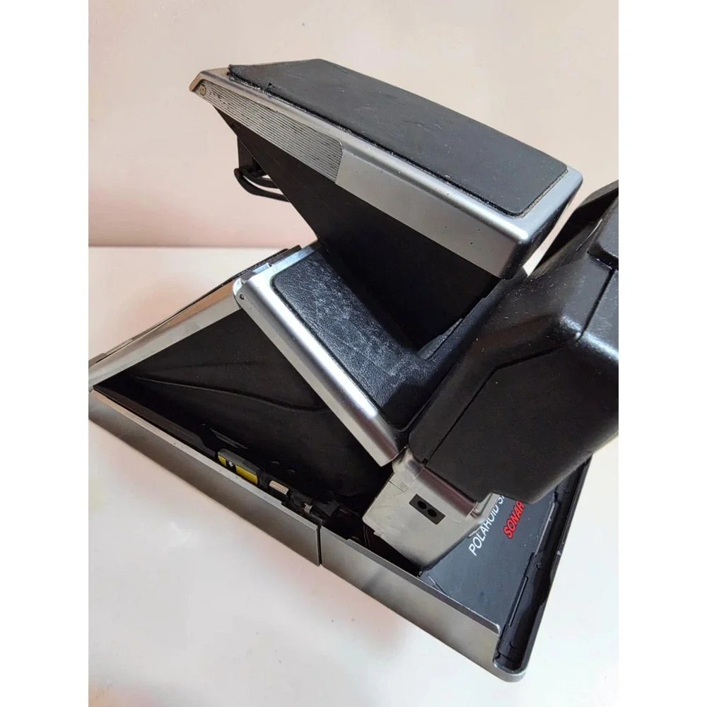 Polaroid camera untested